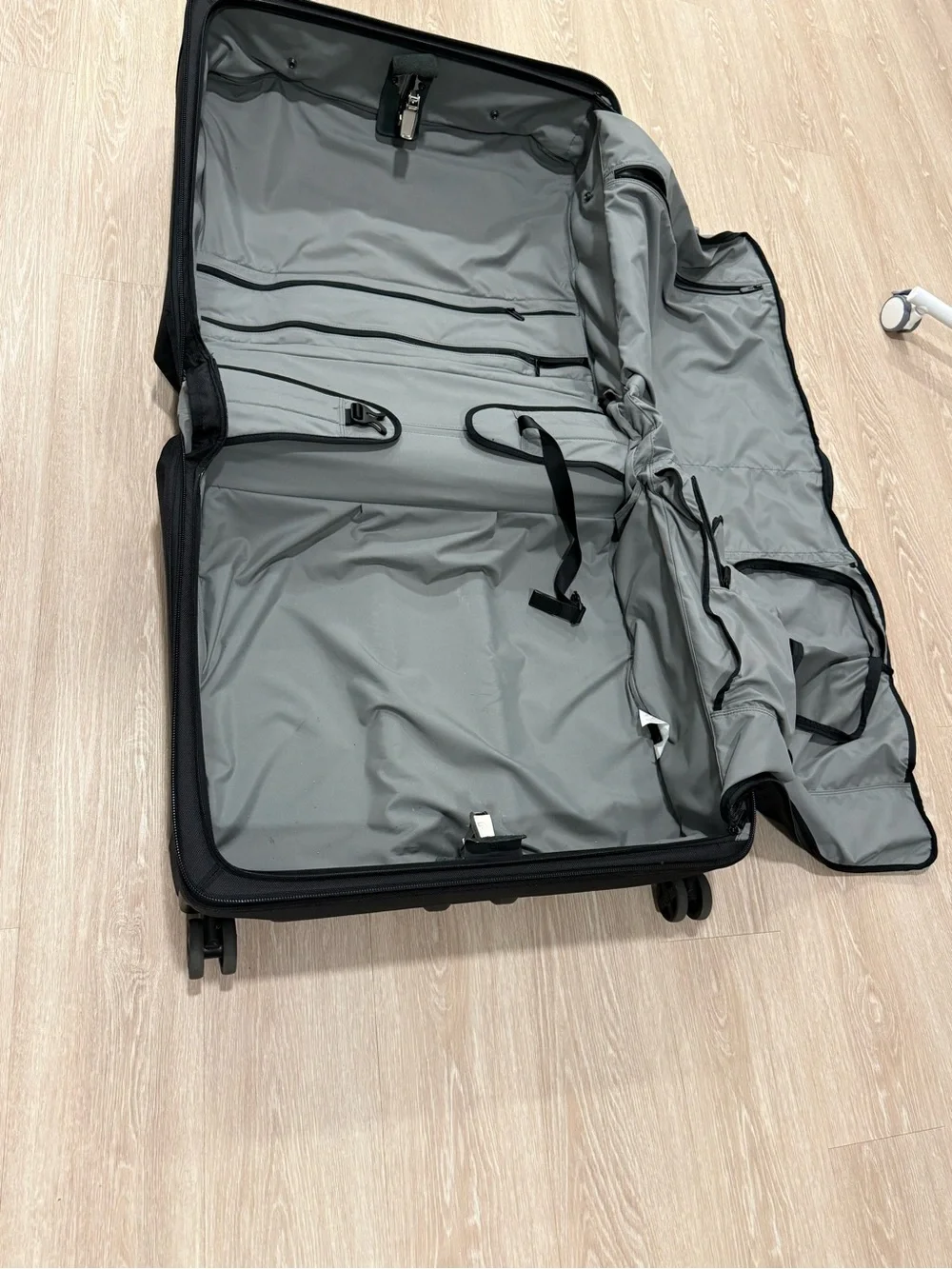 Victorinox Black Rolling Laptop Case with Telescopic Handle